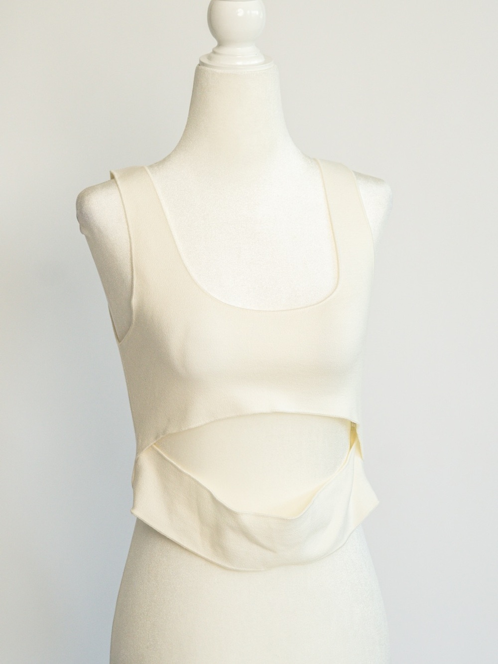 Zara Cream Cutout Crop Tank Top